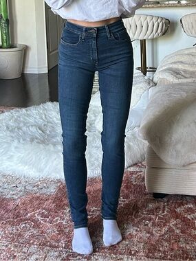 Levi's 721 High Rise Skinny Jeans